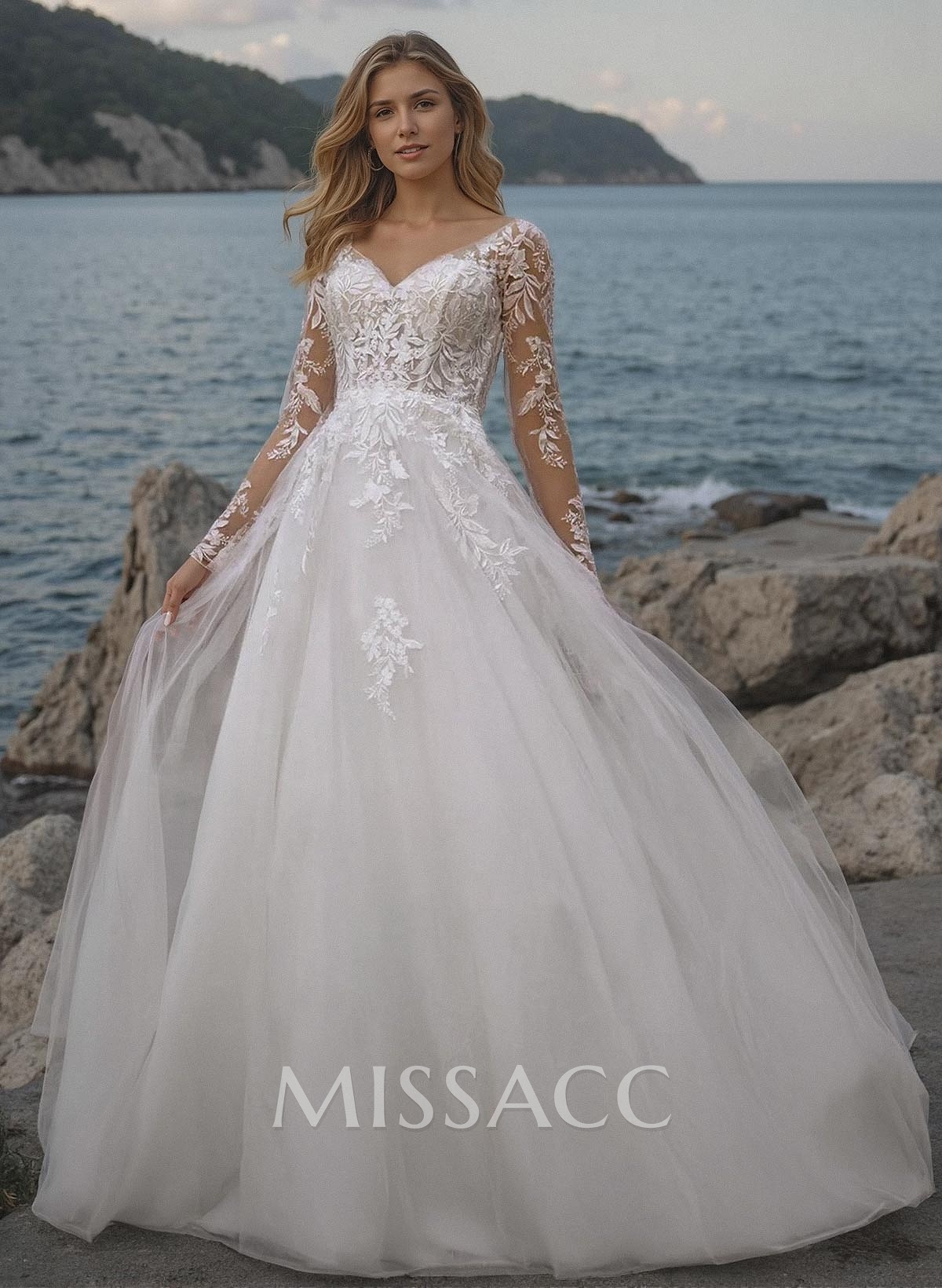 A-Line V-Neck Long Sleeves Lace/Tulle Wedding Dresses With Appliques Lace