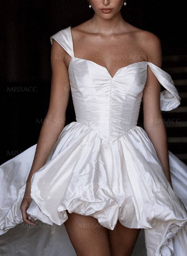 A-Line Sweetheart Sleeveless Court Train Taffeta Wedding Dresses