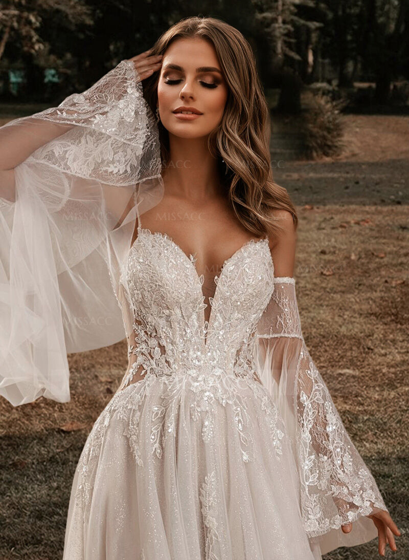 A-Line Sweetheart Court Train Wedding Dresses With Appliques Lace