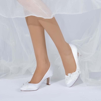Round Toe Kitten Heel Silk Like Satin Wedding Shoes With Rhinestone