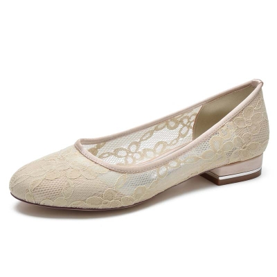 Round Toe Low Heel Lace Wedding Shoes