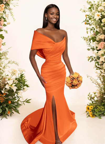 One-Shoulder Sleeveless Sweep Train Satin Bridesmaid Dresses With Split Front