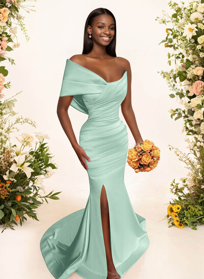 One-Shoulder Sleeveless Sweep Train Satin Bridesmaid Dresses With Split Front