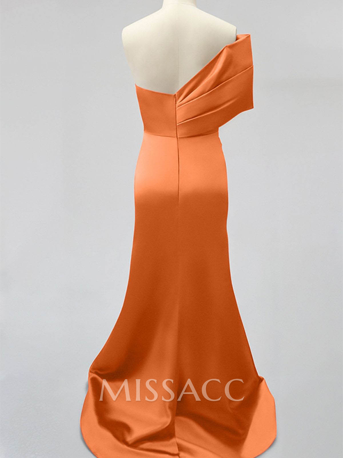 One-Shoulder Sleeveless Sweep Train Satin Bridesmaid Dresses With Split Front One-Shoulder Sleeveless Sweep Train Satin Bridesmaid Dresses With Split Front