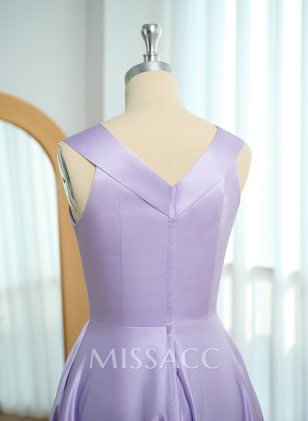 A-Line V-Neck Sleeveless Floor-Length Satin Bridesmaid Dresses A-Line V-Neck Sleeveless Floor-Length Satin Bridesmaid Dresses