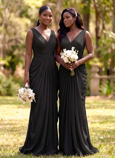 Sleeveless V-Neck Chiffon Maxi Bridesmaid Dresses in Column Fit