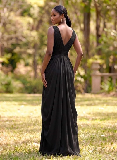 Sleeveless V-Neck Chiffon Maxi Bridesmaid Dresses in Column Fit