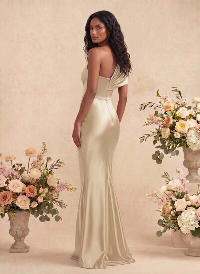 Sheath/Column Off-The-Shoulder Silk Like Satin Bridesmaid Dresses With High Split