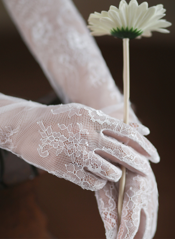 Fingertips Opera Length Lace Bridal Glove
