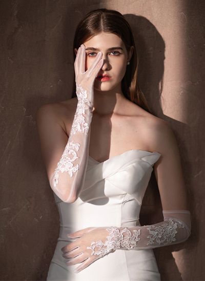 Fingertips Opera Length Tulle Bridal Gloves With Lace