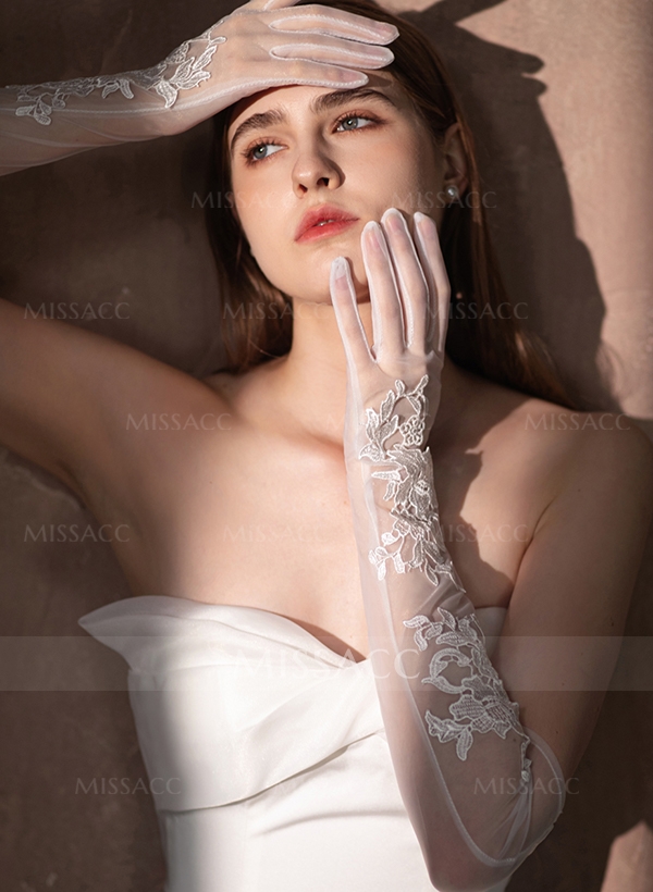 Fingertips Opera Length Tulle Bridal Gloves With Lace