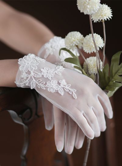 Fingertips Classic Length Tulle Bridal Gloves With Lace