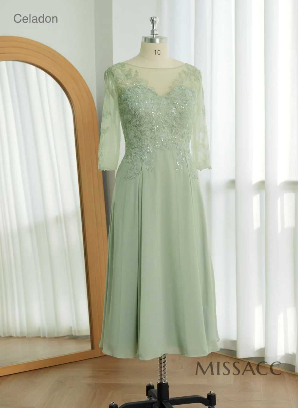 A-Line Illusion Neck Chiffon Mother Of The Bride Dresses With Appliques Lace