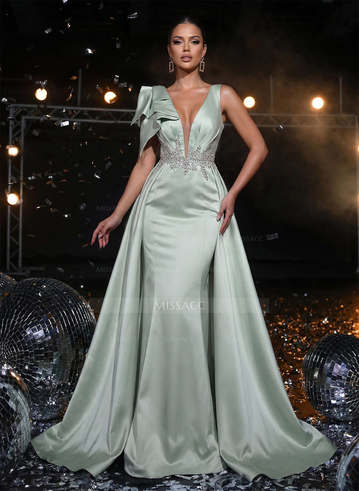 Sheath/Column V-Neck Sleeveless Sweep Train Satin Prom Dresses With Sequins