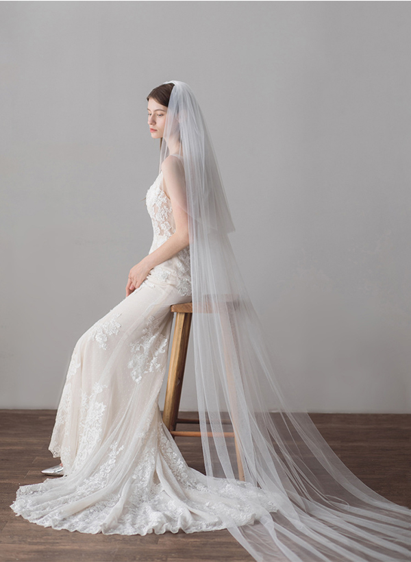 Simple Cut Edge Two-Tier Cathedral Bridal Veils
