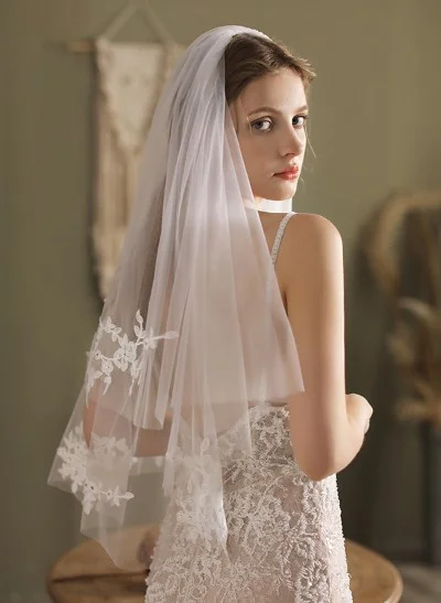 Two-Tier Elbow-Length Bridal Veils with Lace Appliqué Edge