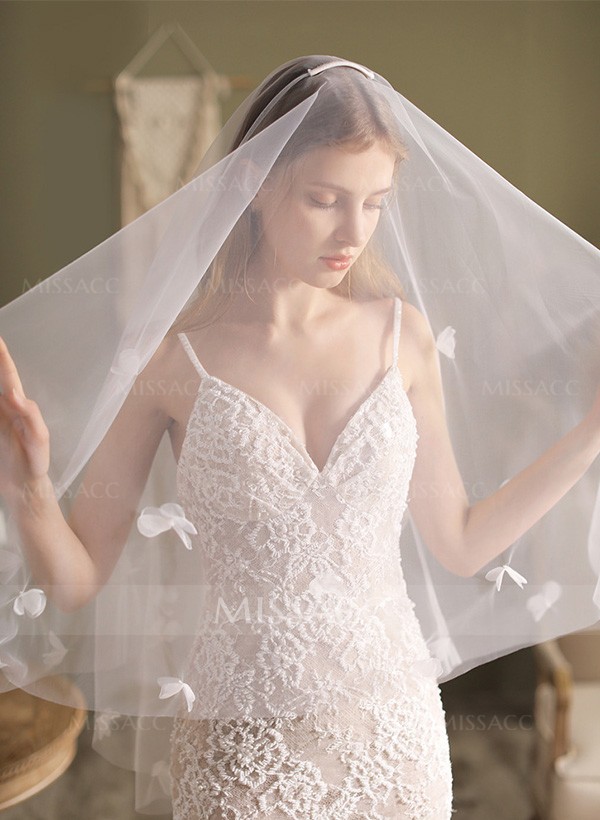 Cut Edge Two-Tier Fingertip Bridal Veils With Floral