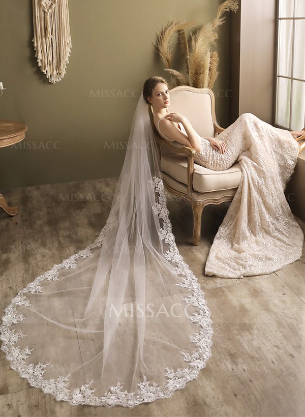 Lace Applique Edge One-Tier Chapel Bridal Veils