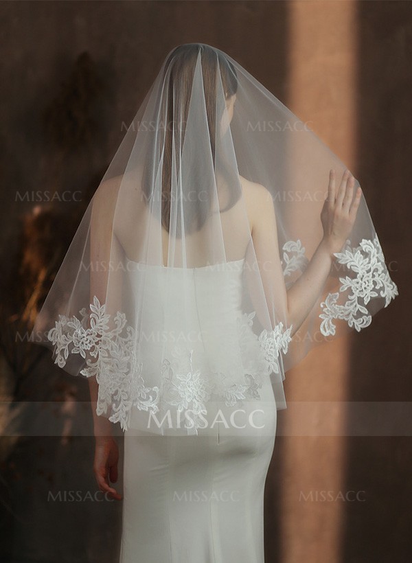 Lace Applique Edge Two-Tier Elbow Bridal Veils