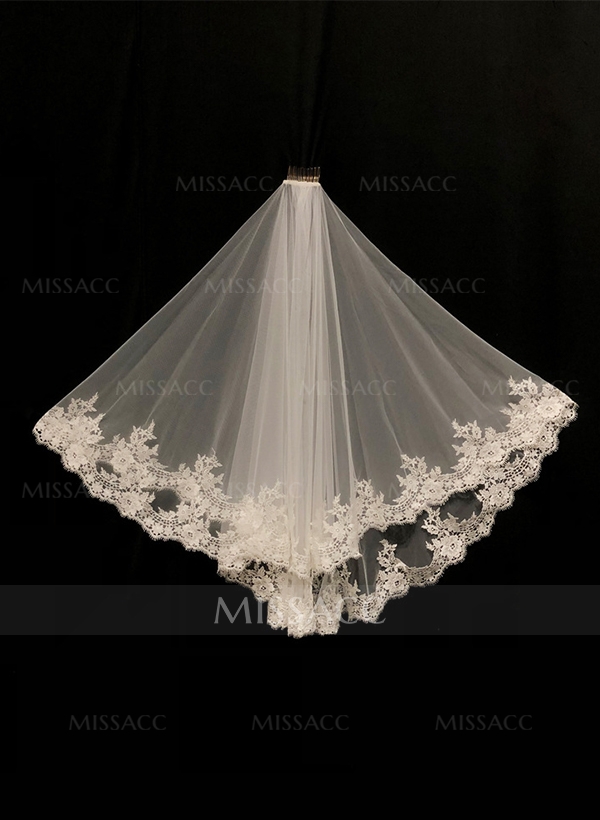 Lace Applique Edge Two-Tier Fingertip Bridal Veils