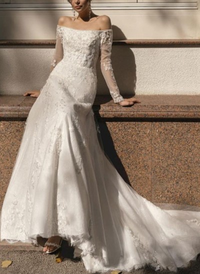 Sheath/Column Long Sleeves Lace Wedding Dresses With Appliques Lace