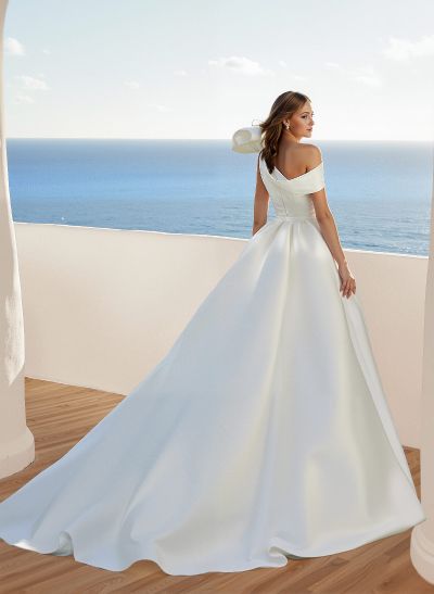 Trumpet/Mermaid Asymmetrical Satin Wedding Dresses With Ruffle