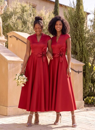 Ball-Gown V-Neck Short Sleeves Satin Bridesmaid Dresses With Flower(s)