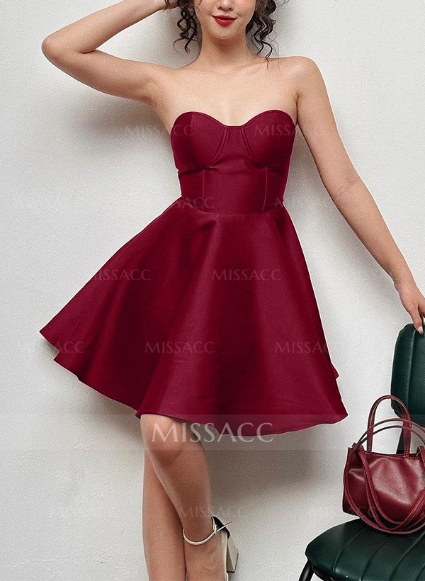 A-Line Sweetheart Sleeveless Short/Mini Satin Cocktail Dresses