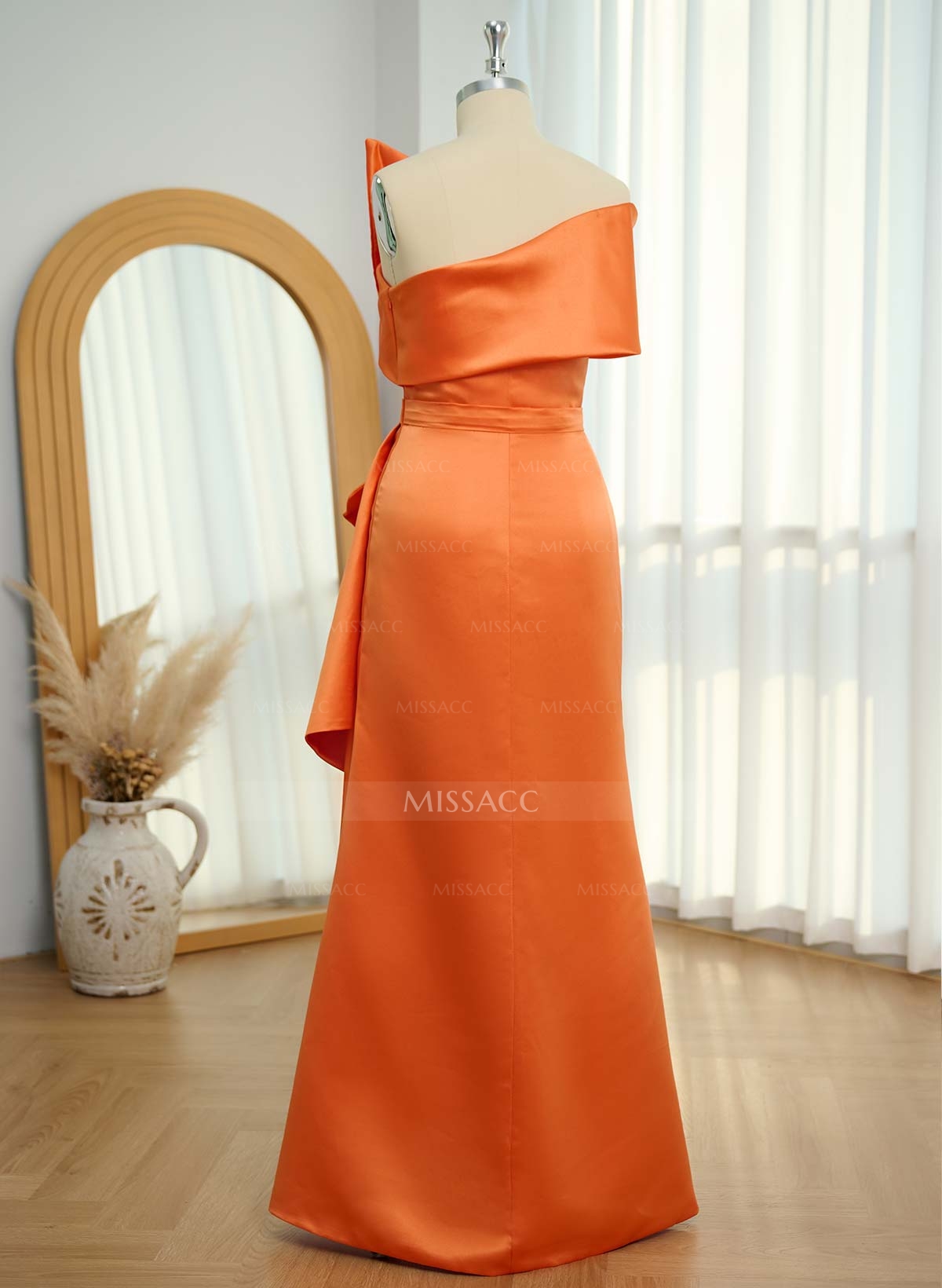 Sheath/Column Satin Mother Of The Bride Dresses With Bow(s)