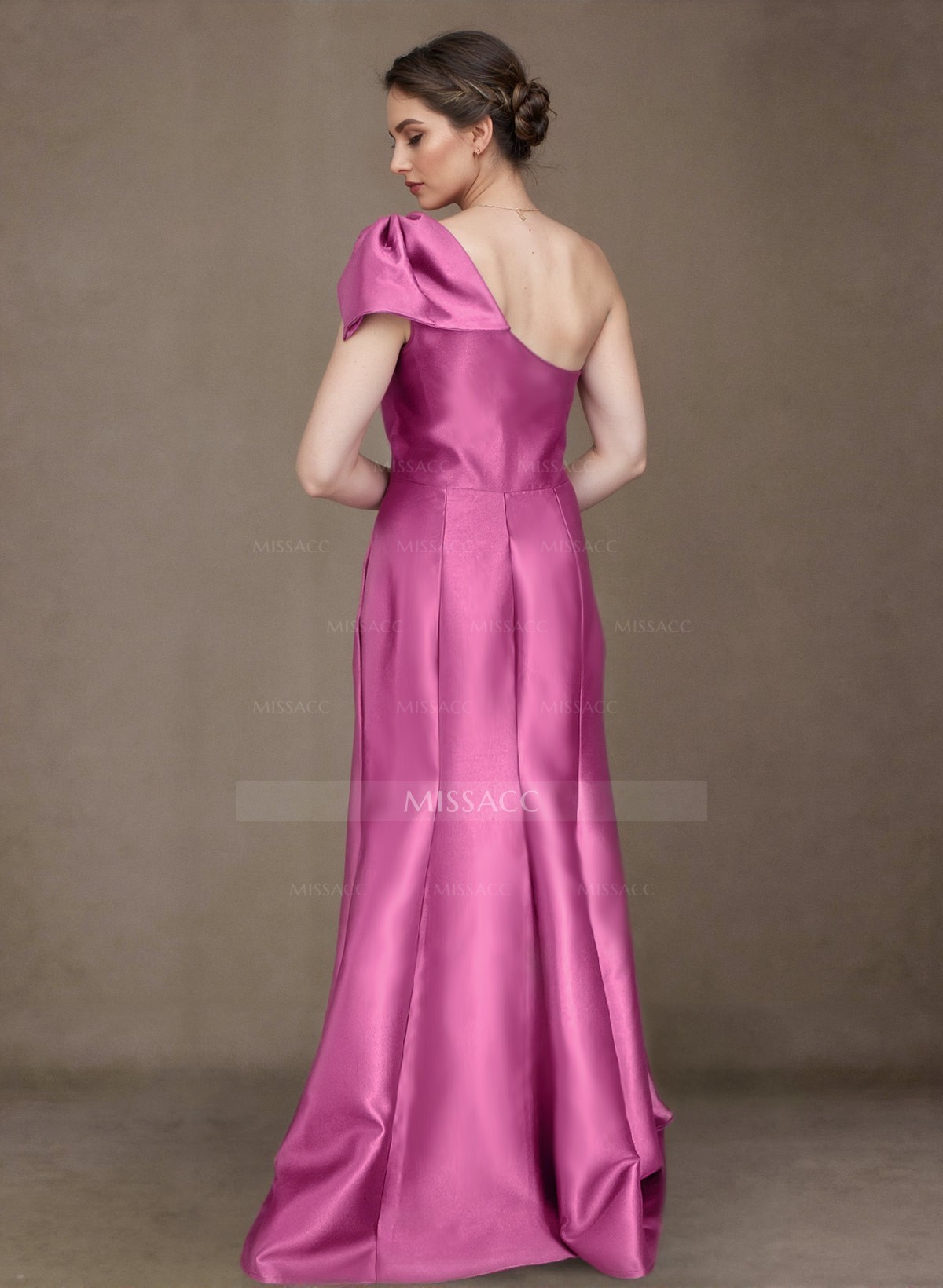 A-Line One-Shoulder Satin Mother Of The Bride Dresses With Bow(s)/High Split