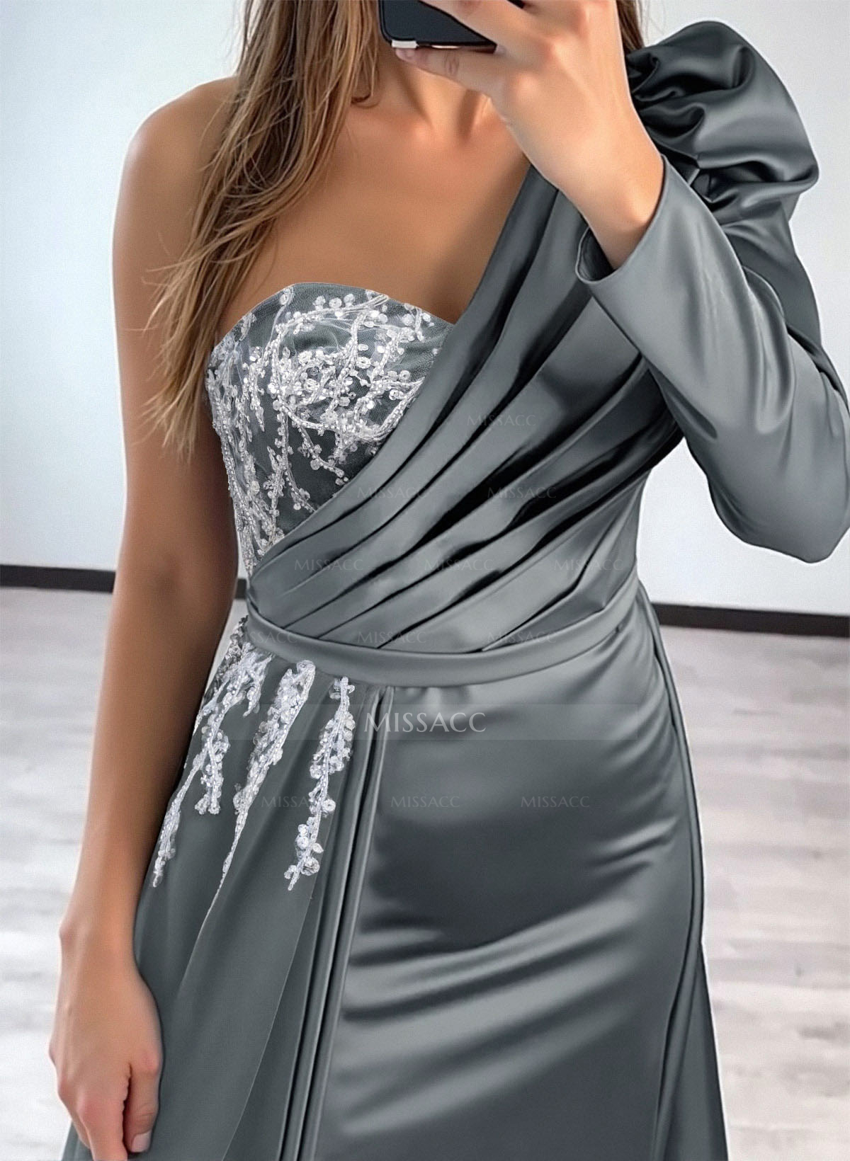 Sheath/Column One-Shoulder Long Sleeves Satin Mother Of The Bride Dresses With Pleated/High Split