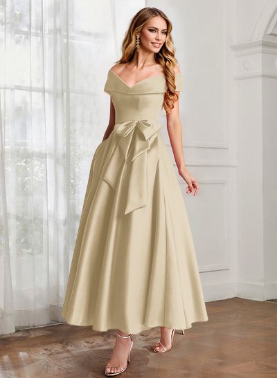 A-Line Off-The-Shoulder Satin Mother Of The Bride Dresses With Bow(s)