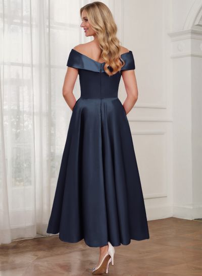 A-Line Off-The-Shoulder Satin Mother Of The Bride Dresses With Bow(s)