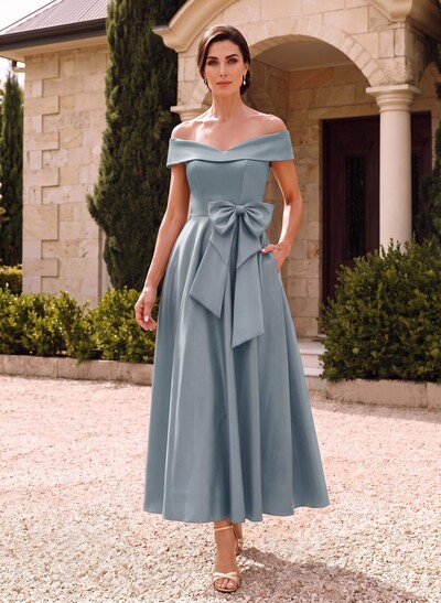A-Line Off-The-Shoulder Satin Mother Of The Bride Dresses With Bow(s)