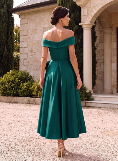 A-Line Off-The-Shoulder Satin Mother Of The Bride Dresses With Bow(s)