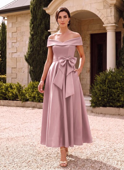 A-Line Off-The-Shoulder Satin Mother Of The Bride Dresses With Bow(s)