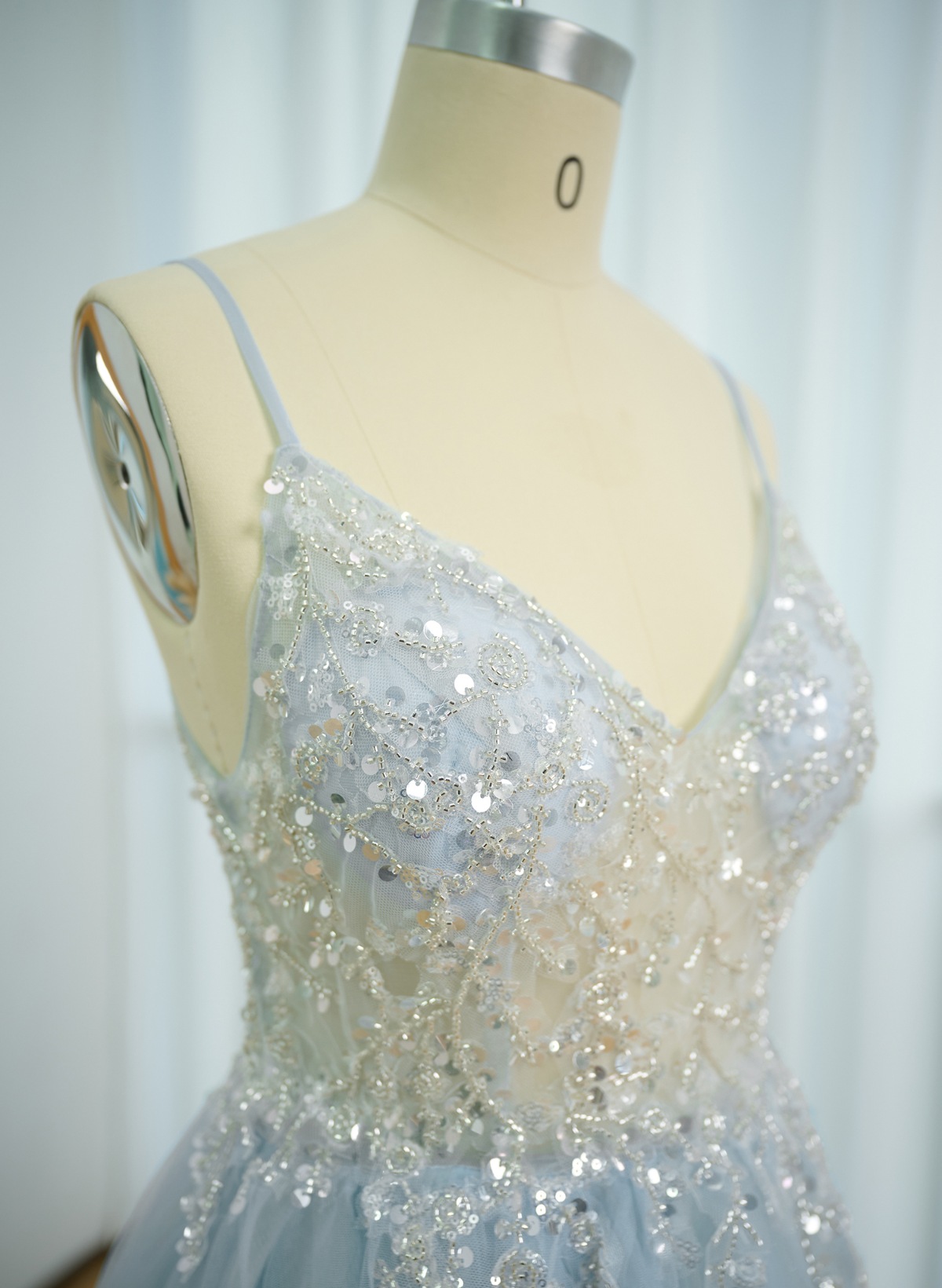 A-Line V-Neck Sleeveless Sweep Train Tulle Prom Dresses With High Split