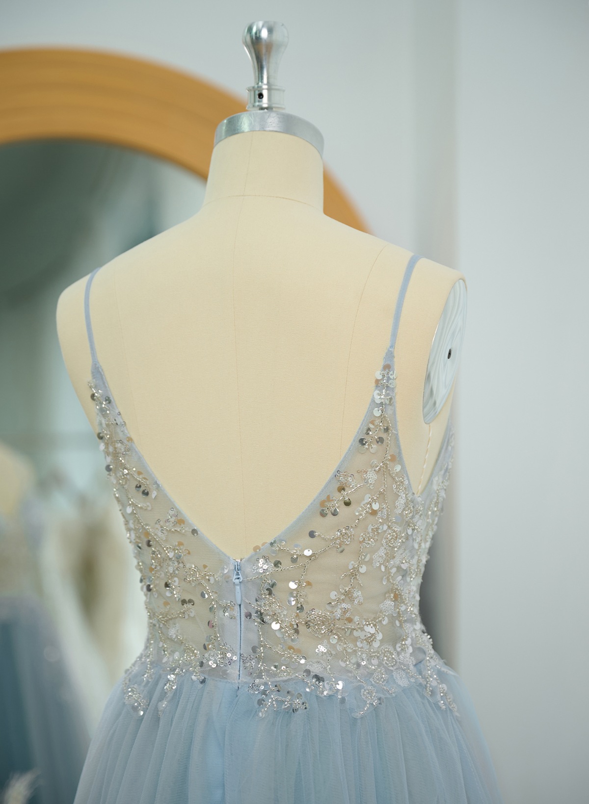 A-Line V-Neck Sleeveless Sweep Train Tulle Prom Dresses With High Split