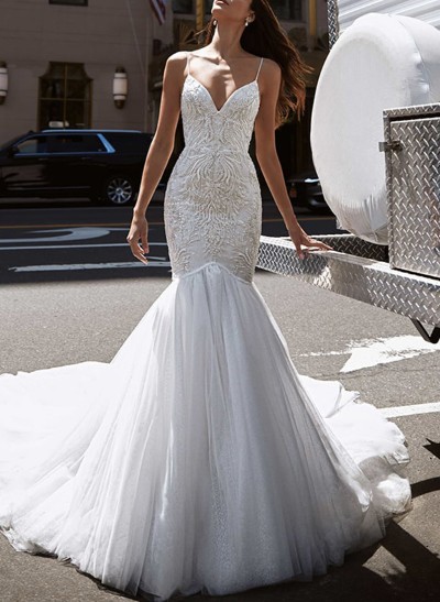 Trumpet/Mermaid Sweetheart Court Train Lace/Tulle Wedding Dresses