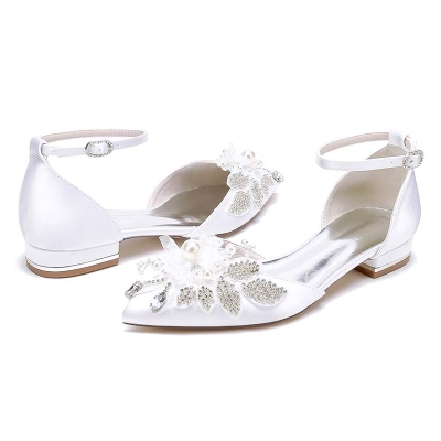 Low Heel Point Toe Wedding Shoes With Imitation Pearl/Rhinestone