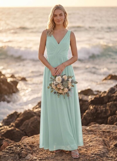 A-Line V-Neck Sleeveless Plus Size Chiffon Bridesmaid Dresses With High Split