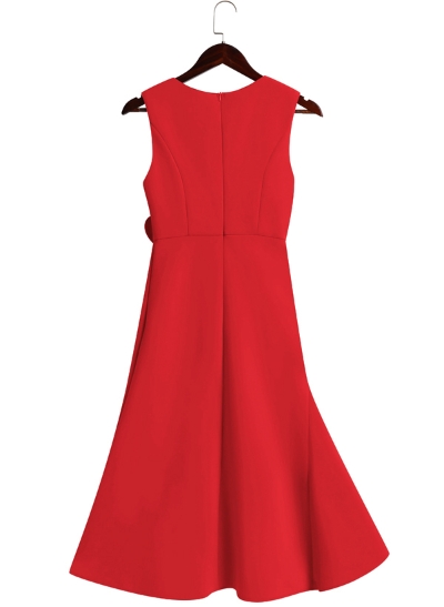 A-Line Scoop Neck Sleeveless Knee-Length Elastic Satin Cocktail Dresses With Ruffle
