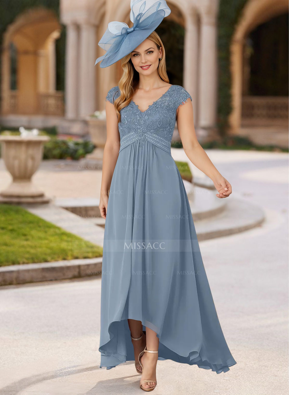 A-Line V-Neck Sleeveless Chiffon Mother Of The Bride Dresses With Lace