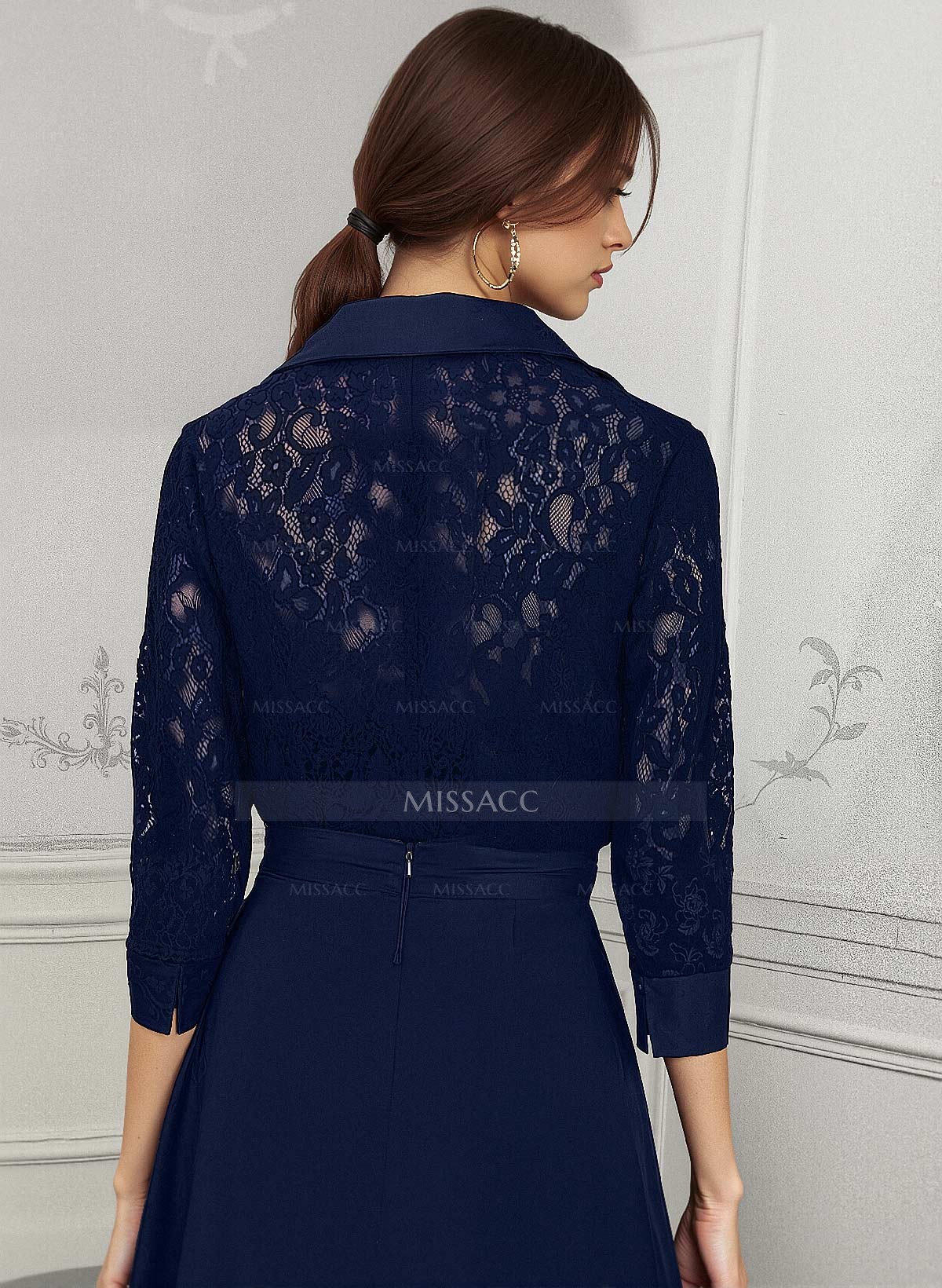 Jumpsuit/Pantsuit V-Neck Lace/Silk Like Satin Mother Of The Bride Dresses