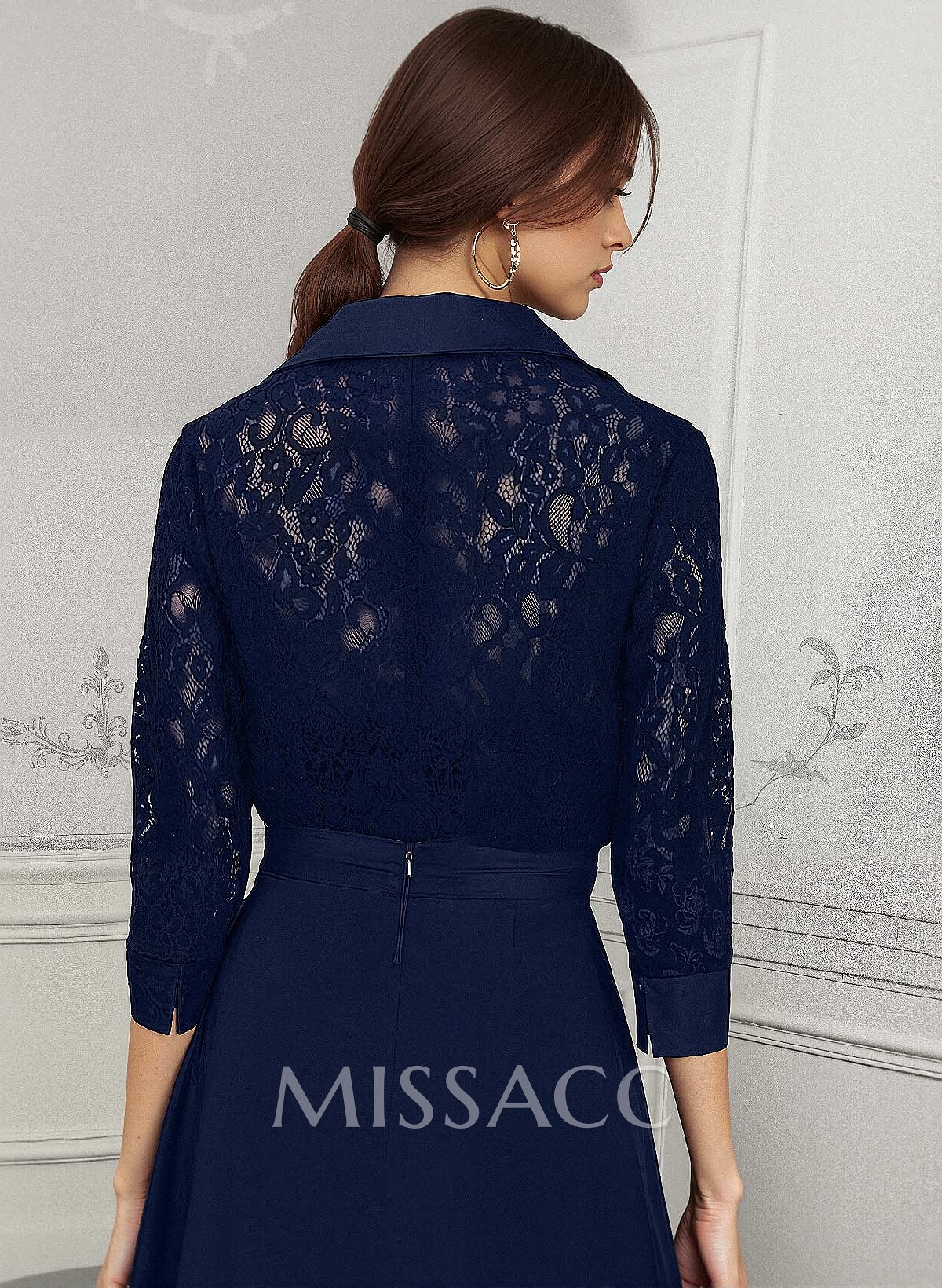 Jumpsuit/Pantsuit V-Neck Lace/Silk Like Satin Mother Of The Bride Dresses