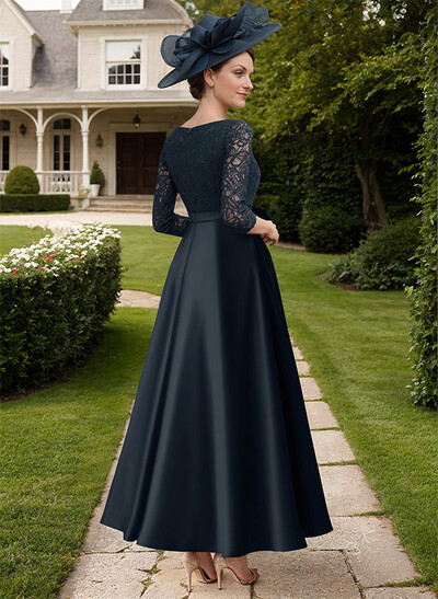 A-Line V-Neck 3/4 Sleeves Satin Mother Of The Bride Dresses With Bow(s)/Lace