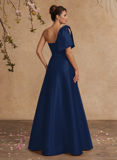 A-Line One-Shoulder Satin Mother Of The Bride Dresses With Bow(s)/High Split