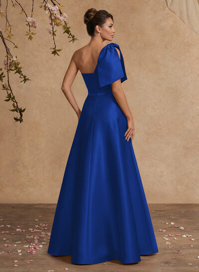 A-Line One-Shoulder Satin Mother Of The Bride Dresses With Bow(s)/High Split