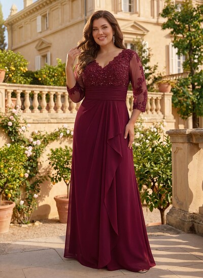 Sheath/Column V-Neck Chiffon Mother Of The Bride Dresses With Ruffle/Lace