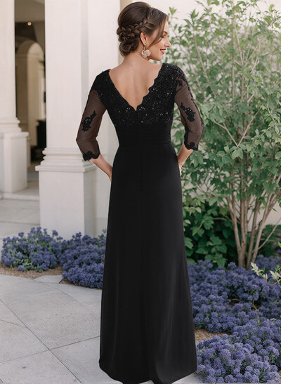 Sheath/Column V-Neck Chiffon Mother Of The Bride Dresses With Ruffle/Lace